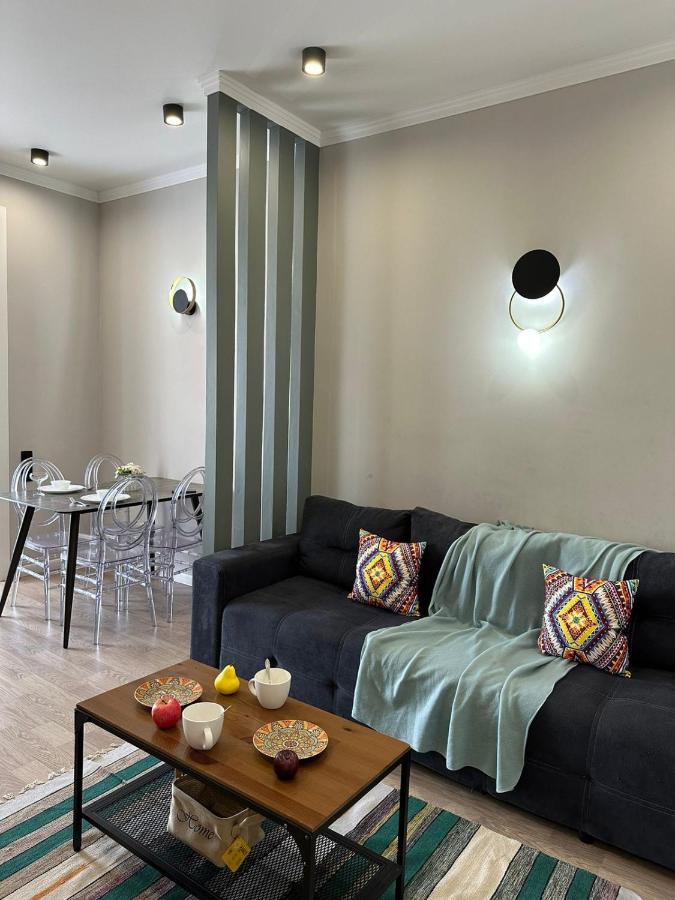 Apartment аль-фараби-ходжанова. вид на горы. жк оркен Almaty