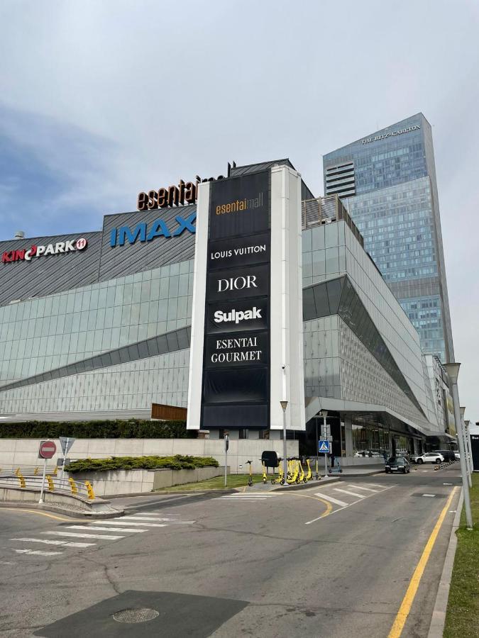аль-фараби-ходжанова. вид на горы. жк оркен Almaty